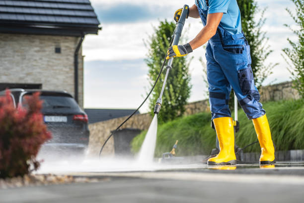 Best Restaurant Pressure Washing  in Lake Helen, FL